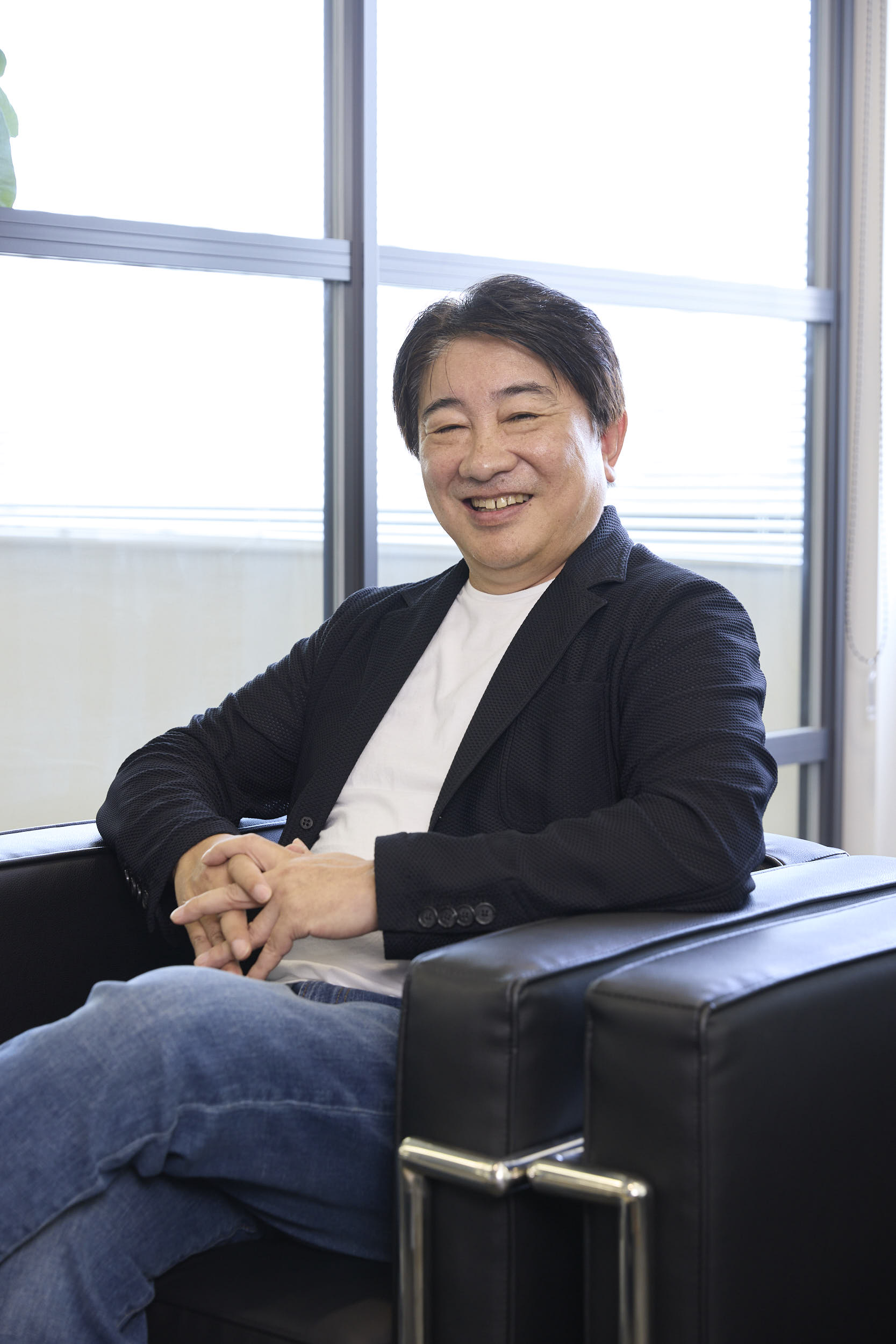 代表取締役社長 鈴木康弘