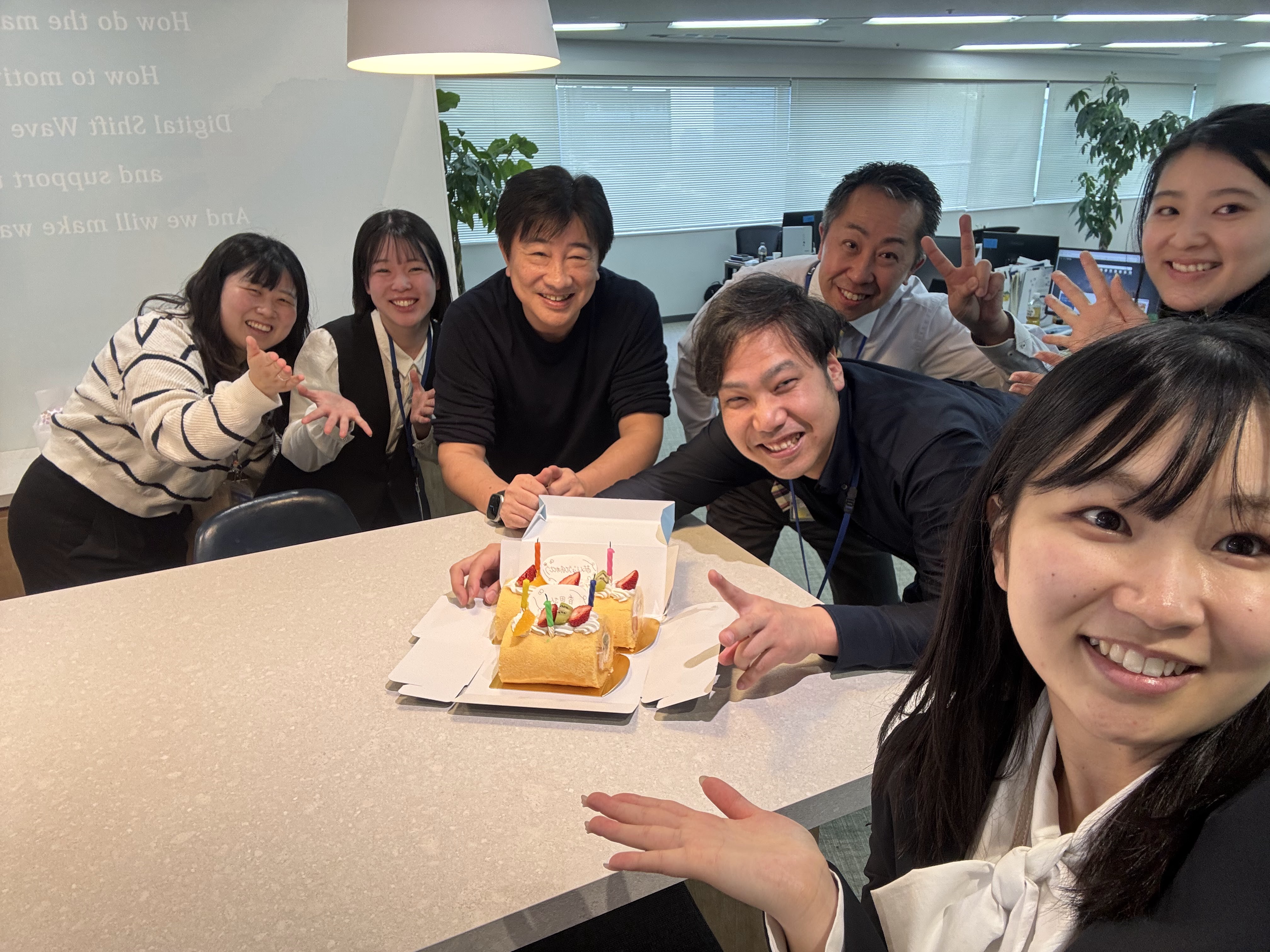 社員誕生日会